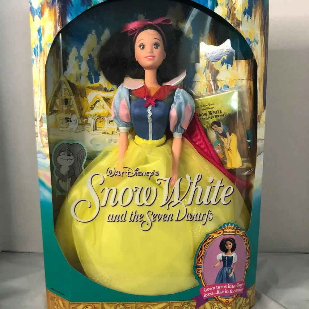 Snow White and the Seven Dwarfs Snow White Doll